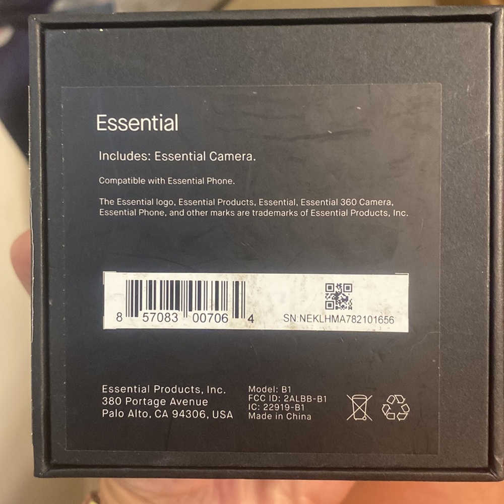 Essential camera - Picture 4 of 4